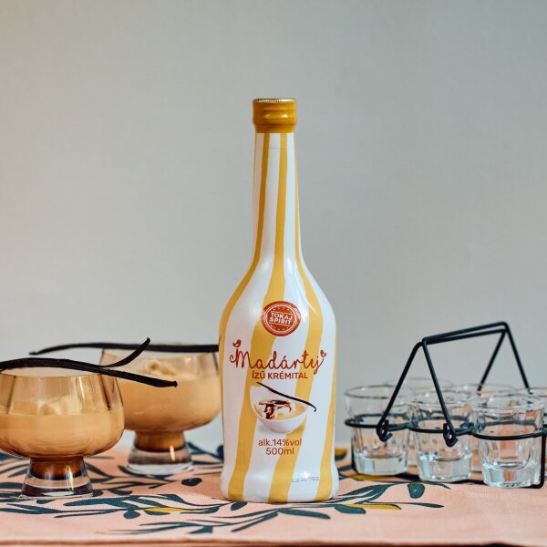 Vogelmilch / Madartej Likör 14% 0,5 l